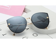 Load image into Gallery viewer, TOYEARN 2019 New Luxury Italy Brand Designer Lady Cat Eye Sunglasses
